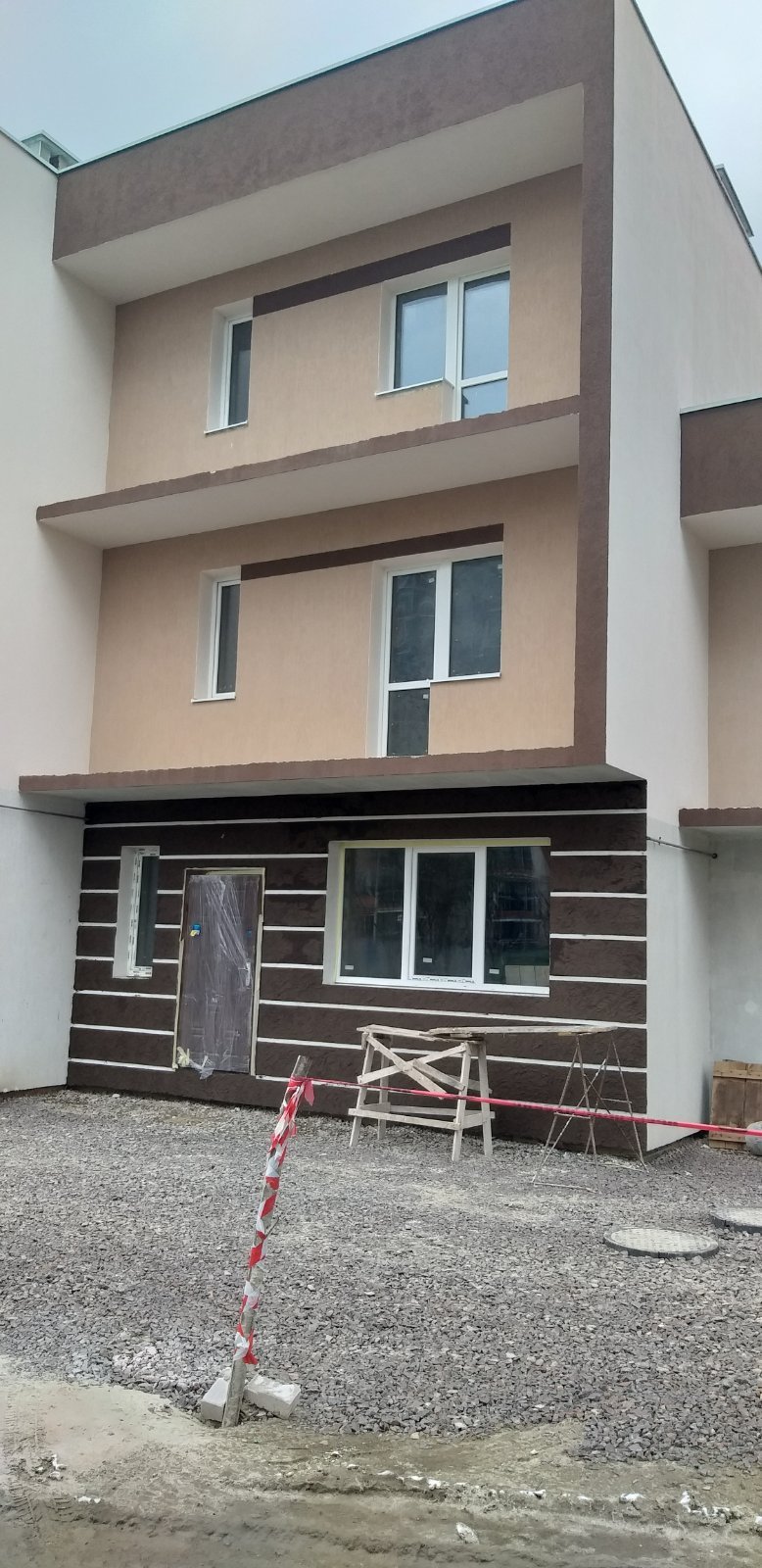 Січень 2023 – Лютий 2023